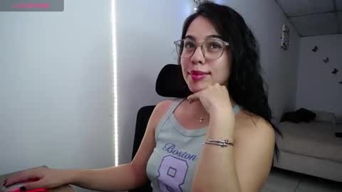 Snapshot of giorivera199 chatting on 09/10/25, 06:35 GIO RIVERA online show from 09/10/25, 06:35