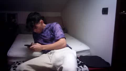 Snapshot of giovyyx chatting on 02/13/25, 02:09 giovyyx online show from 02/13/25, 02:09