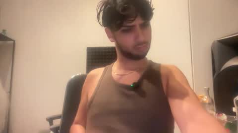 Snapshot of gipsyboysteve chatting on 10/26/25, 05:13 gipsyboysteve online show from 10/26/25, 05:13