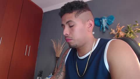 piggy boy online show from 12/03/24, 08:39