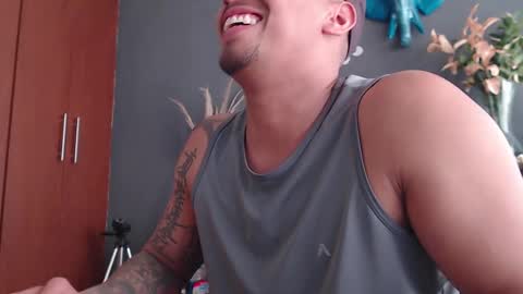 piggy boy online show from 01/12/25, 08:03