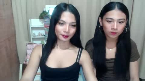 Snapshot of girl4u_aieshaxoxo chatting on 09/19/25, 06:30 Aisha online show from 09/19/25, 06:30