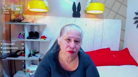 Snapshot of girl_amada chatting on 01/07/25, 07:10 Girl Amada online show from 01/07/25, 07:10