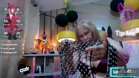 Snapshot of girl_amada chatting on 01/28/25, 12:26 Girl Amada online show from 01/28/25, 12:26
