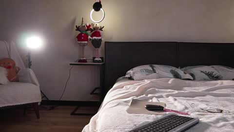 Snapshot of girl_next_door19 chatting on 01/07/25, 05:12 Sabi ------ online show from 01/07/25, 05:12