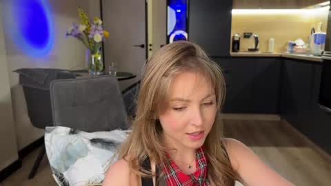 Snapshot of girl_next_door19 chatting on 02/05/25, 08:11 Sabi ------ online show from 02/05/25, 08:11