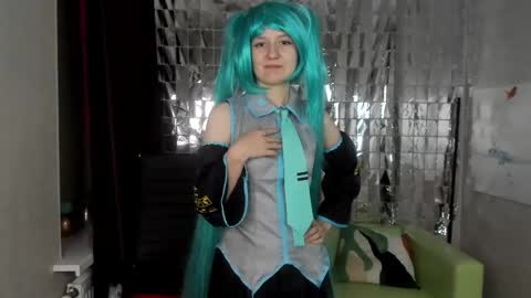 Snapshot of girl_next_doorr chatting on 02/16/25, 12:32 girl_next_doorr online show from 02/16/25, 12:32