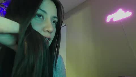 Snapshot of girlnextdoor702 chatting on 11/02/25, 12:07 Jasmine online show from 11/02/25, 12:07