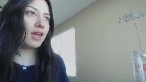 Snapshot of girlnextdoor702 chatting on 11/24/25, 05:01 Jasmine online show from 11/24/25, 05:01