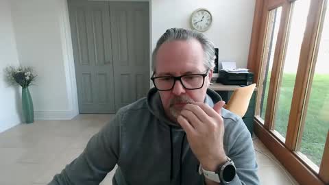 girlsandbikes online show from 01/24/25, 12:41