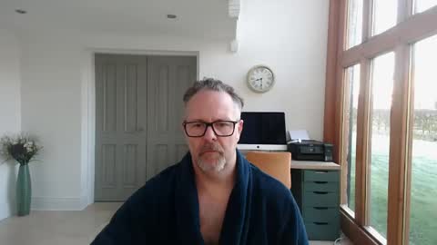 girlsandbikes online show from 02/06/25, 08:29