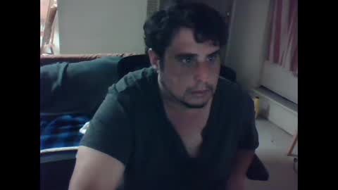 Snapshot of gitmehard008 chatting on 02/17/25, 03:25 gitmehard008 online show from 02/17/25, 03:25