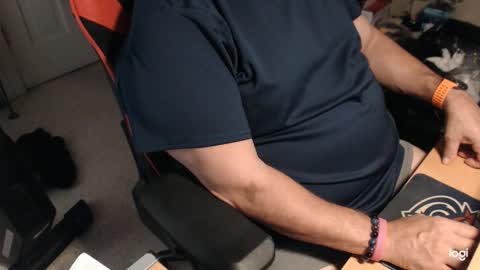 gizmo706 online show from 10/22/25, 02:06