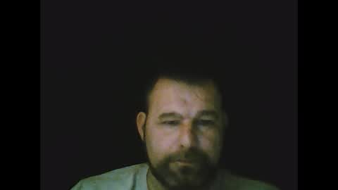 Snapshot of gjleeke chatting on 01/16/25, 10:02 guzz online show from 01/16/25, 10:02