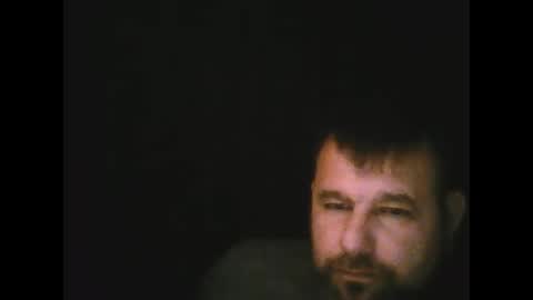 Snapshot of gjleeke chatting on 01/17/25, 11:40 guzz online show from 01/17/25, 11:40