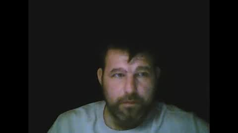 Snapshot of gjleeke chatting on 02/14/25, 11:42 guzz online show from 02/14/25, 11:42