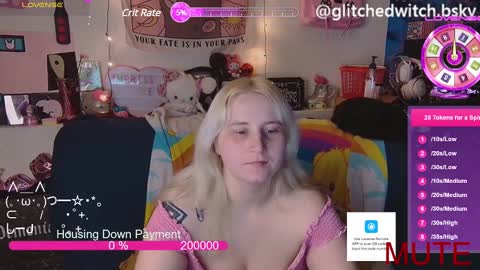 Snapshot of glitchwitch chatting on 01/07/25, 02:53 Glitch online show from 01/07/25, 02:53