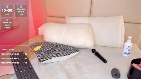 Gloomy Sweetness online show from 02/11/25, 05:16