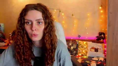 Snapshot of gloria_wood chatting on 01/12/25, 06:38 Gloria Wood online show from 01/12/25, 06:38