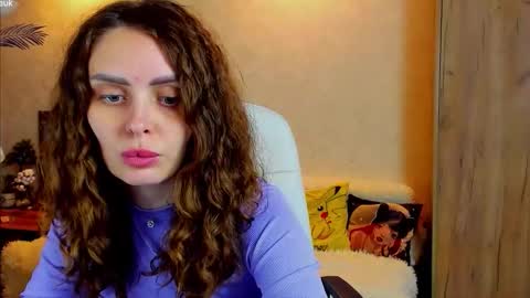 Gloria Wood online show from 10/25/25, 05:30