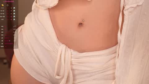 Eloise  online show from 10/17/25, 03:47