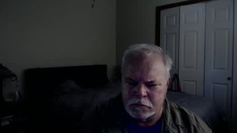 Snapshot of gmctruckguy chatting on 10/01/25, 07:31 gmctruckguy online show from 10/01/25, 07:31