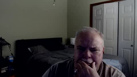 Snapshot of gmctruckguy chatting on 10/15/25, 05:46 gmctruckguy online show from 10/15/25, 05:46