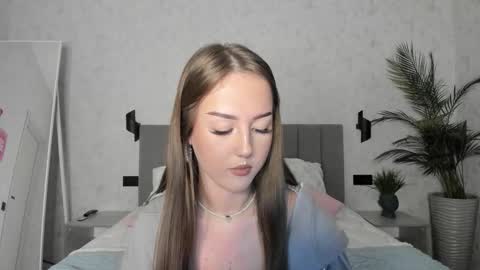 Snapshot of go0d_grl chatting on 10/12/25, 08:46 Lina online show from 10/12/25, 08:46