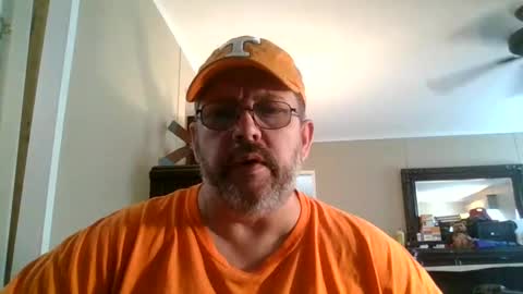 IDKIDCIDGAF online show from 09/27/25, 06:02