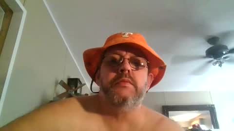 IDKIDCIDGAF online show from 11/19/25, 07:58