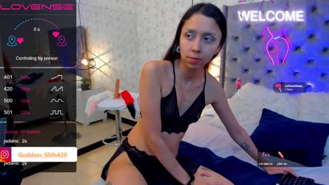 Snapshot of goddess__lilith_ chatting on 12/08/24, 12:52 Lilith online show from 12/08/24, 12:52