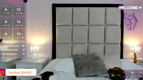 Snapshot of goddess__lilith_ chatting on 12/19/24, 10:13 Lilith online show from 12/19/24, 10:13