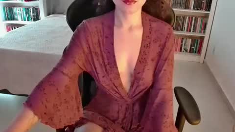 Snapshot of goddess_artemis_ chatting on 10/09/25, 10:19 Fauna online show from 10/09/25, 10:19
