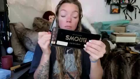 Snapshot of goddess_of_mars chatting on 10/14/25, 02:07 Patricia Mars Goddess of Mars twitter thegoddessmindy online show from 10/14/25, 02:07