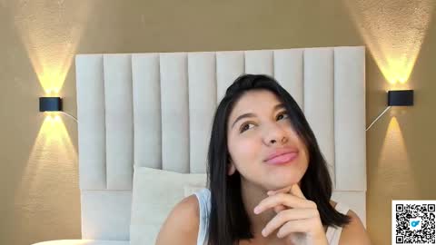 Snapshot of goddess_saori chatting on 11/23/25, 01:16 Saori online show from 11/23/25, 01:16