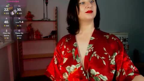 Snapshot of goddess_sophie99 chatting on 09/27/25, 07:57 Goddess Sophie99 online show from 09/27/25, 07:57