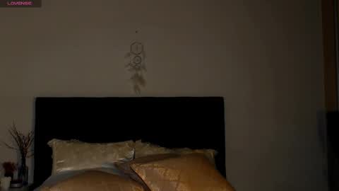 Snapshot of goddess_squirt_ chatting on 03/05/25, 12:49 Katrin online show from 03/05/25, 12:49