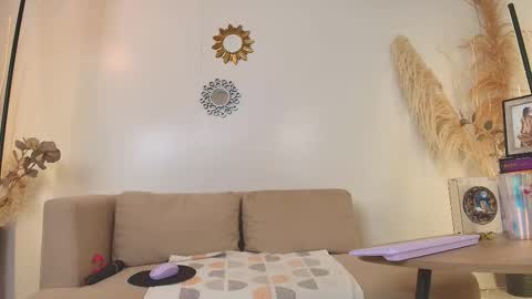 Snapshot of goddess_victoria44 chatting on 10/13/25, 03:01 Victoria Ocaso online show from 10/13/25, 03:01