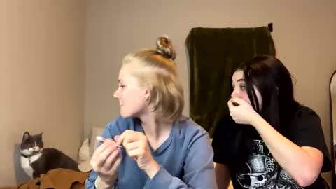 feyaa22 online show from 12/07/24, 02:53
