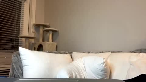 feyaa22 online show from 12/10/24, 11:40