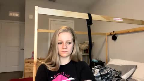 feyaa22 online show from 01/23/25, 04:26
