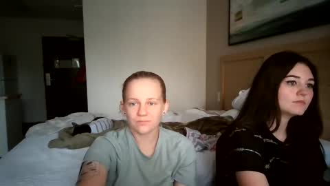 feyaa22 online show from 09/12/25, 04:29