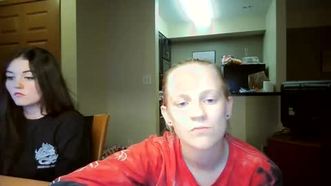 feyaa22 online show from 09/21/25, 05:09