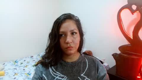 Snapshot of goddessnahi chatting on 12/08/24, 11:51 Naih Reyes online show from 12/08/24, 11:51