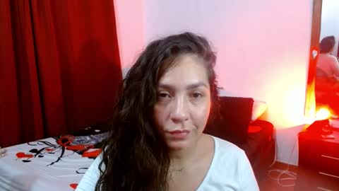 Snapshot of goddessnahi chatting on 01/26/25, 05:23 Naih Reyes online show from 01/26/25, 05:23