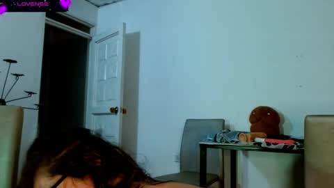 Snapshot of goddessnahi chatting on 02/24/25, 03:44 Naih Reyes online show from 02/24/25, 03:44