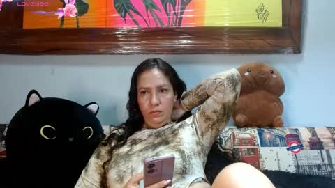 Snapshot of goddessnahi chatting on 09/13/25, 07:35 Naih Reyes online show from 09/13/25, 07:35