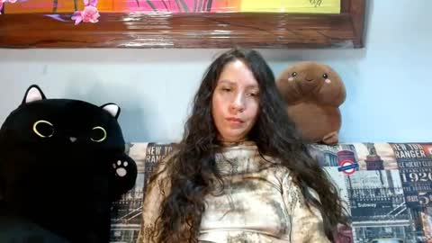 Snapshot of goddessnahi chatting on 09/14/25, 07:40 Naih Reyes online show from 09/14/25, 07:40