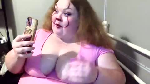 godessisabella online show from 10/30/25, 07:10