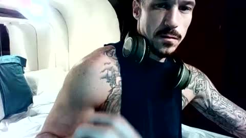 Snapshot of goinwild8900 chatting on 12/11/24, 09:41 goinwild8900 online show from 12/11/24, 09:41